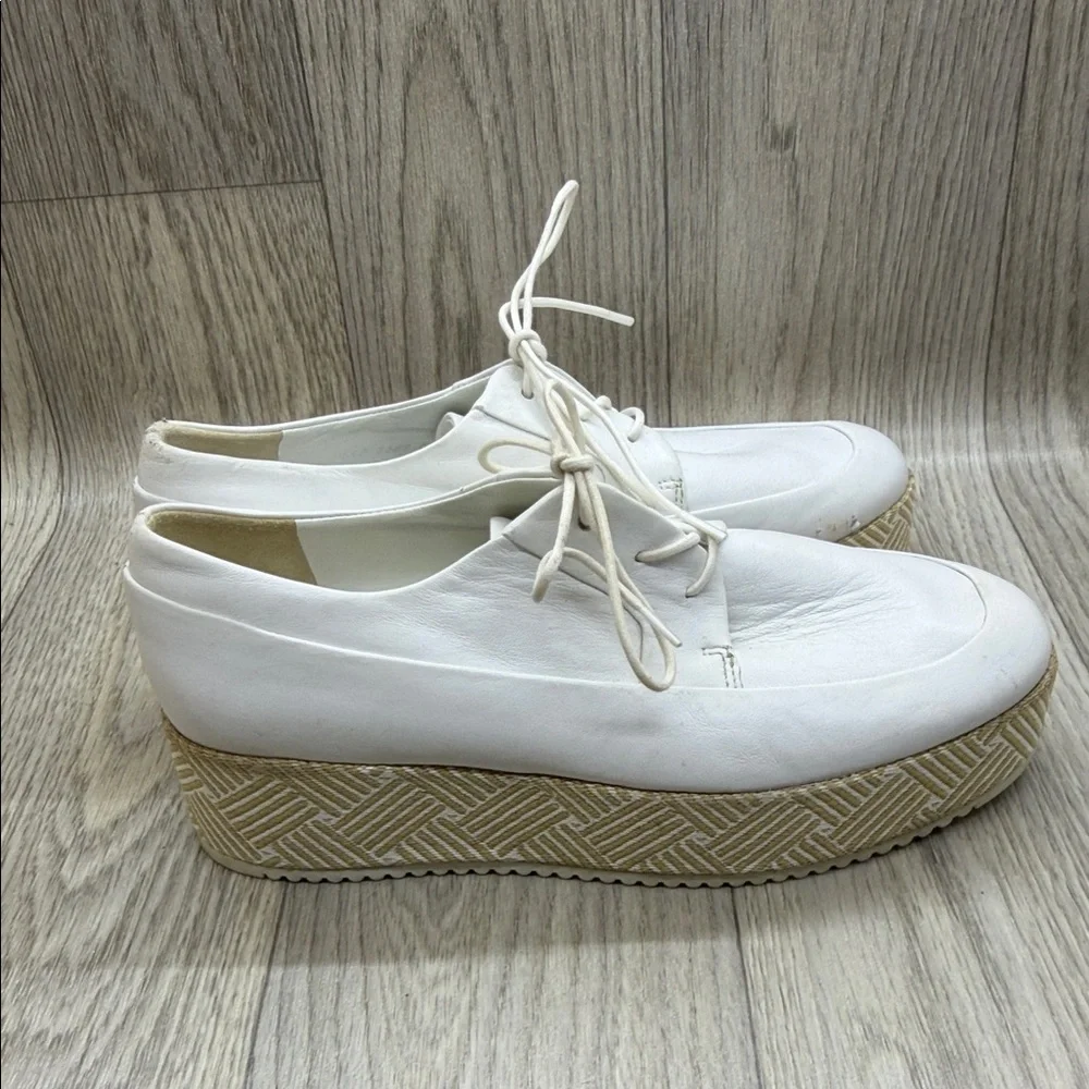 hogl Chic White Lace-Up Platform Shoes